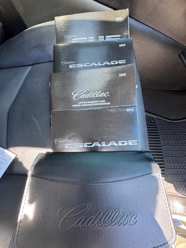Cadillac Escalade  2015