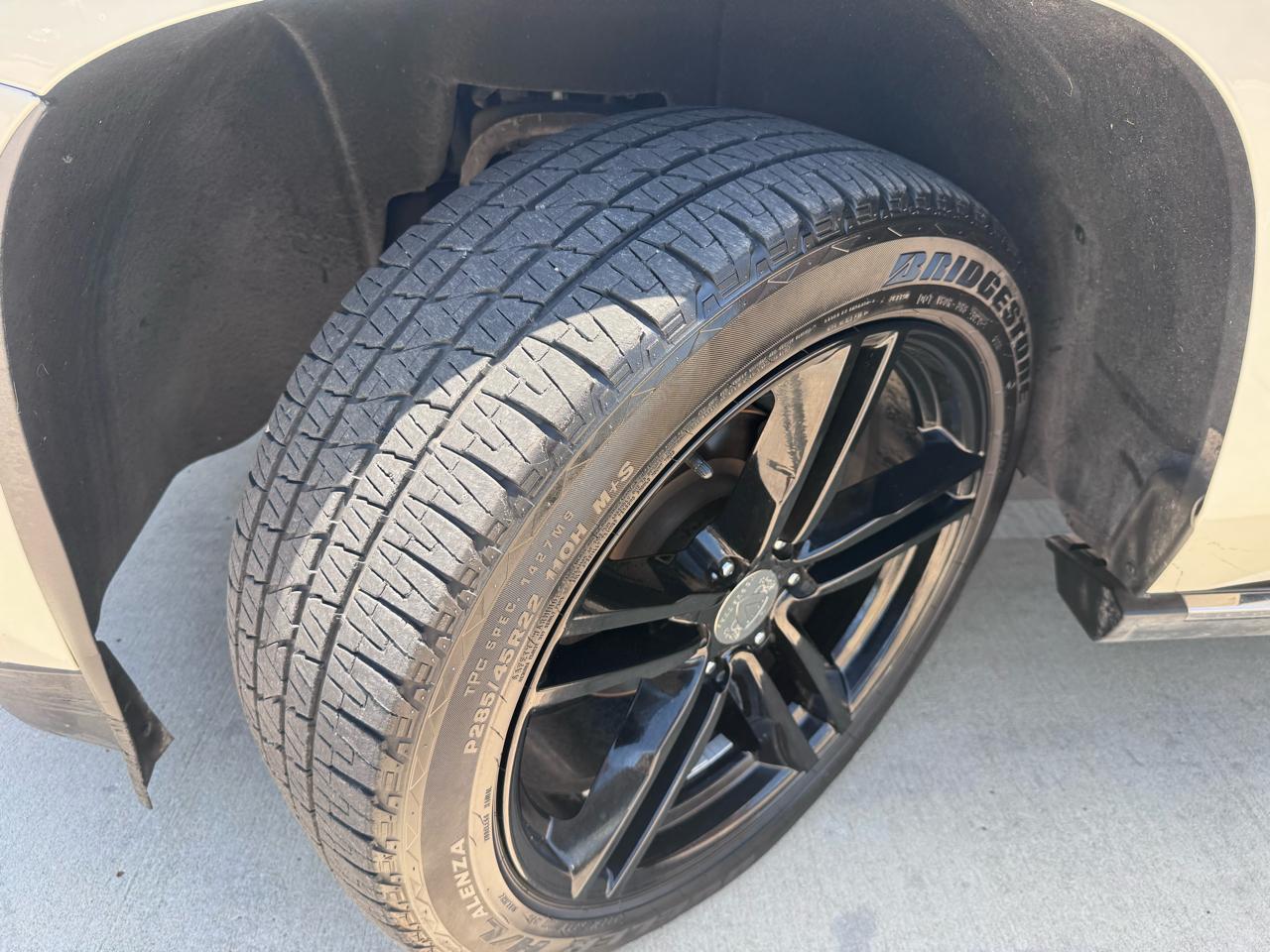 Cadillac Escalade  2015
