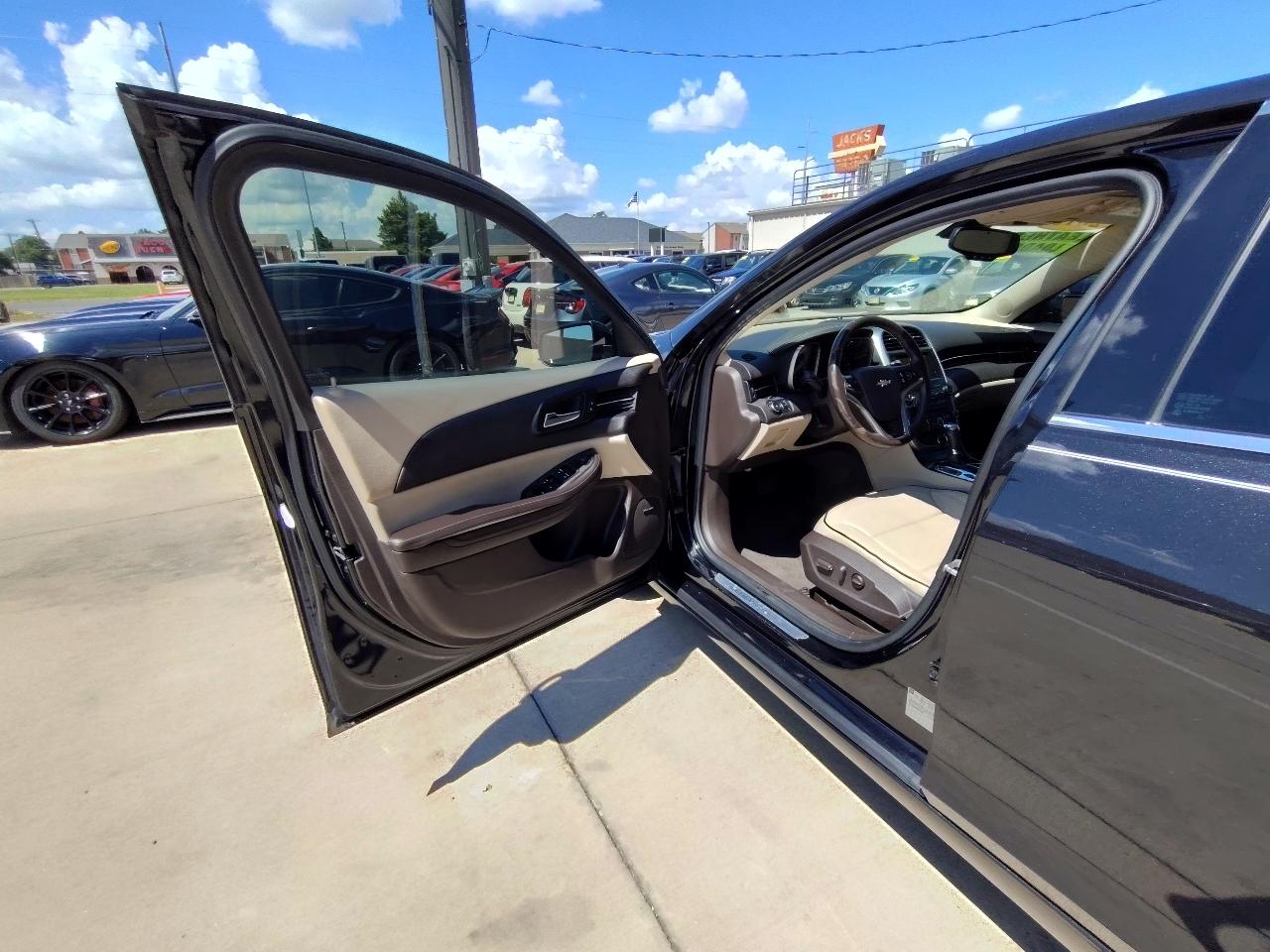 Chevrolet Malibu 4dr Sdn LTZ w/1LZ 2015