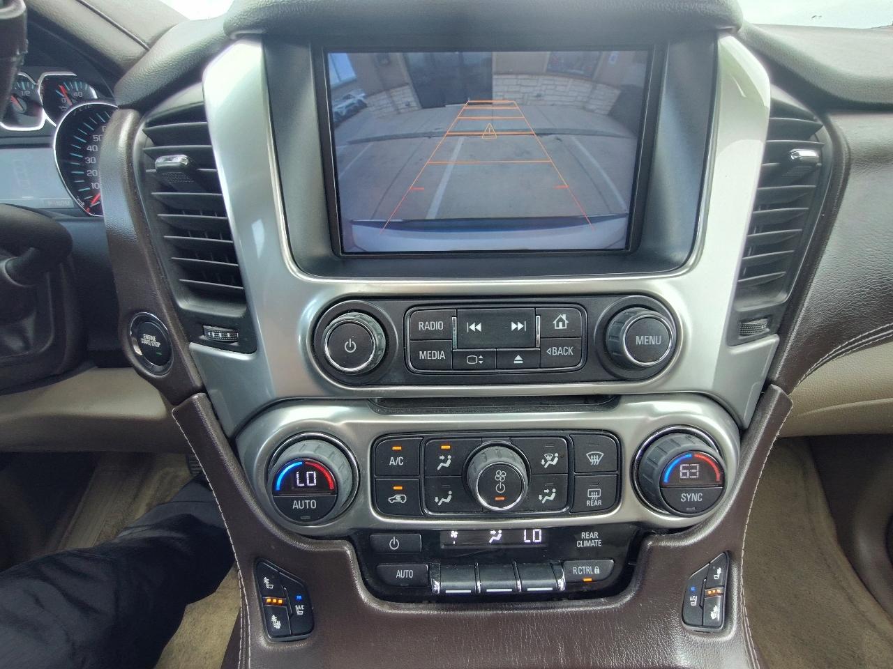Chevrolet Suburban  2015