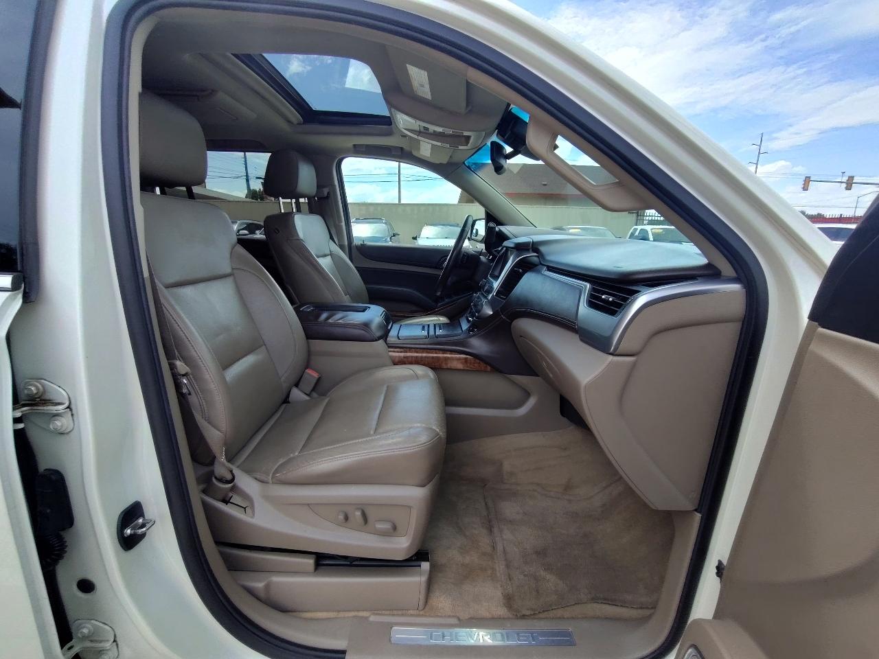 Chevrolet Suburban  2015
