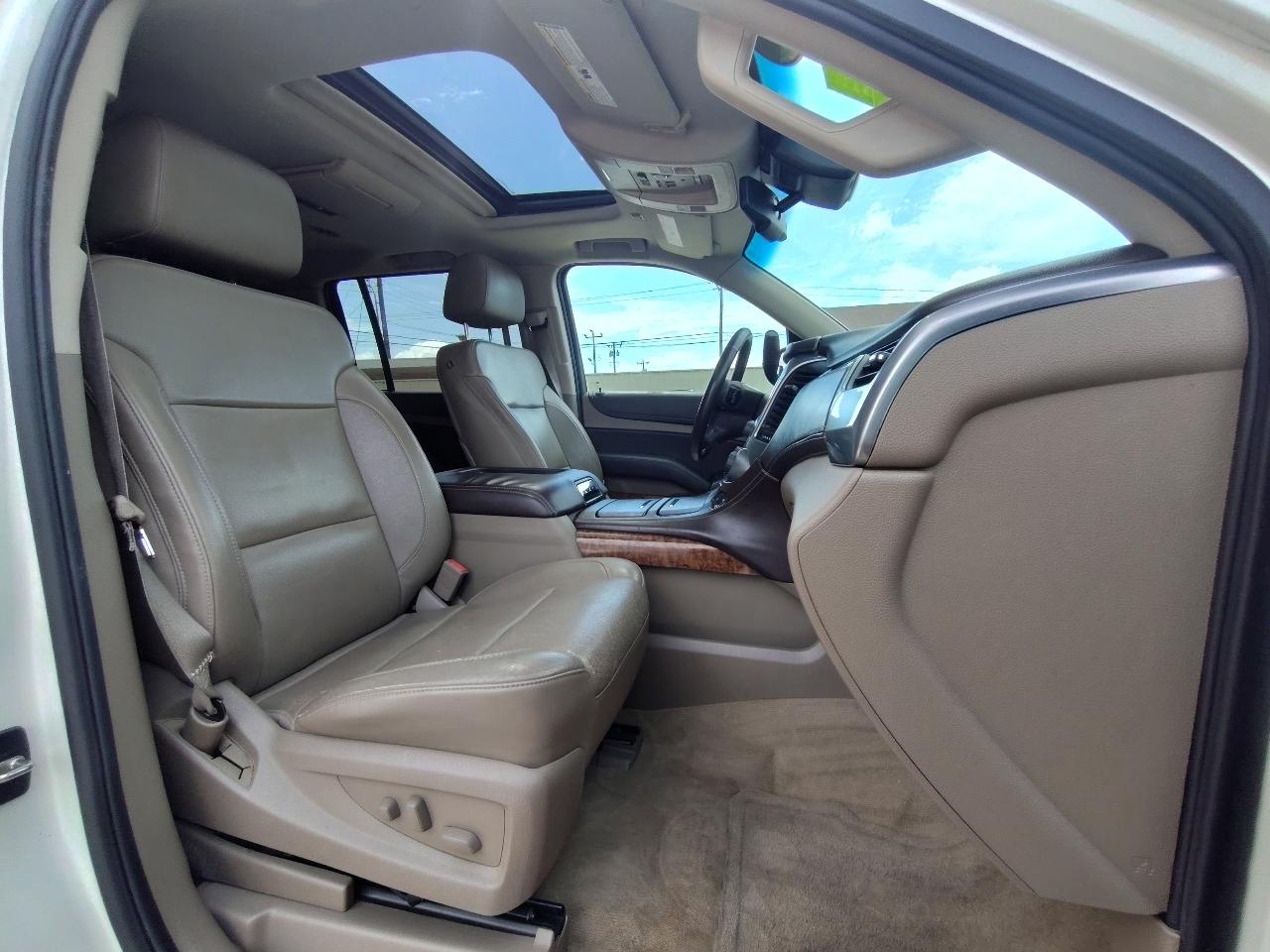 Chevrolet Suburban  2015