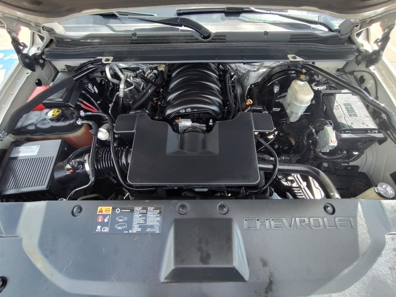 Chevrolet Suburban  2015