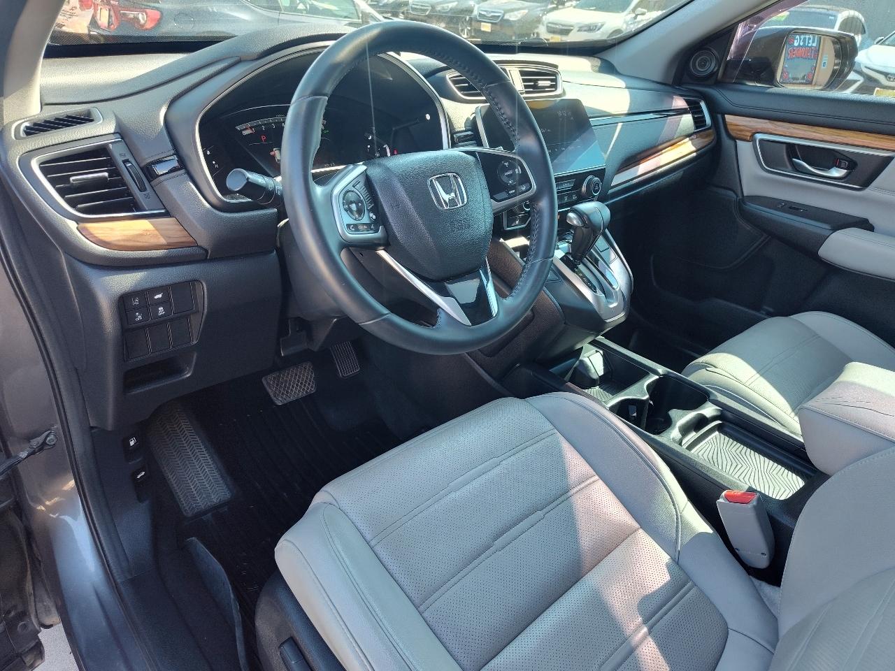 Honda CR-V Touring 4D SUV AWD 2017