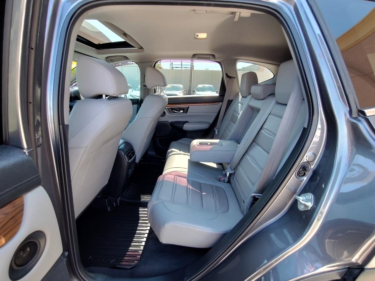 Honda CR-V Touring 4D SUV AWD 2017