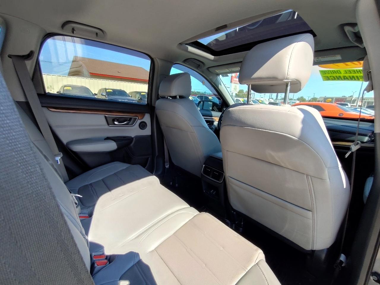 Honda CR-V Touring 4D SUV AWD 2017