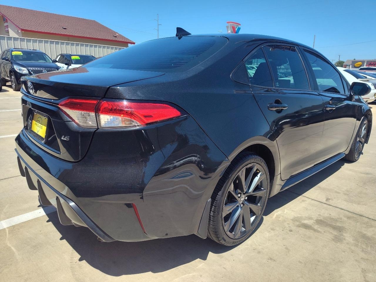 Toyota Corolla LE Plus 4D Sedan 2022