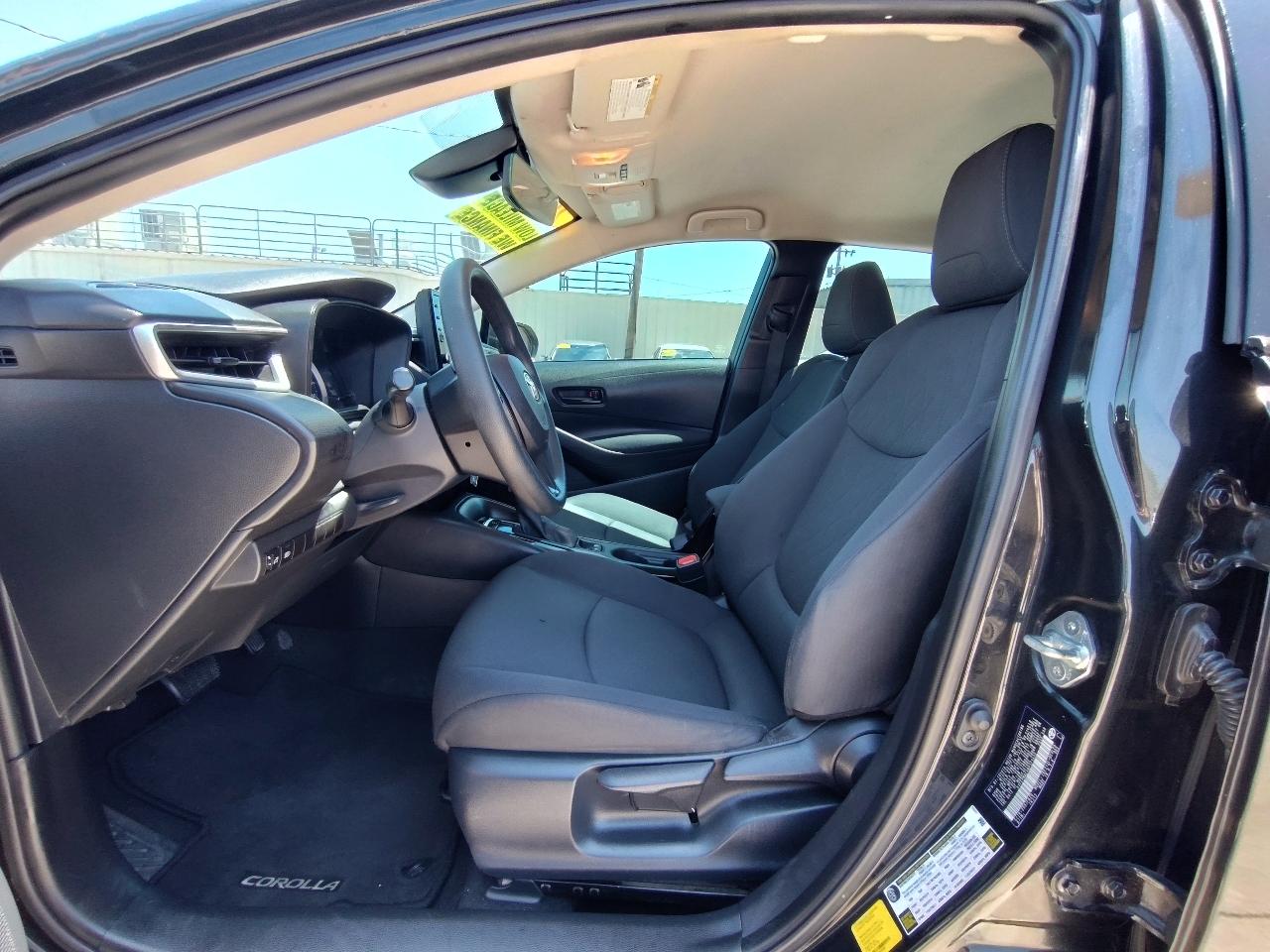Toyota Corolla LE Plus 4D Sedan 2022