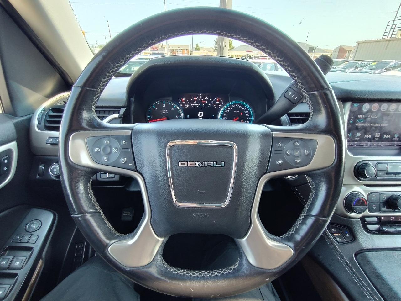 GMC Yukon Denali 4D SUV 4WD 2019