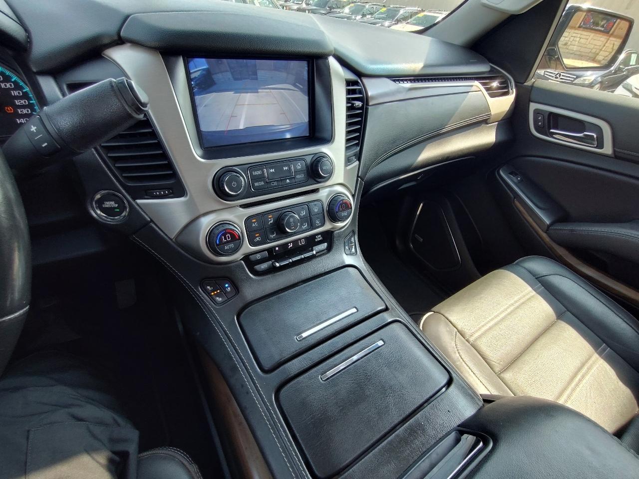 GMC Yukon Denali 4D SUV 4WD 2019