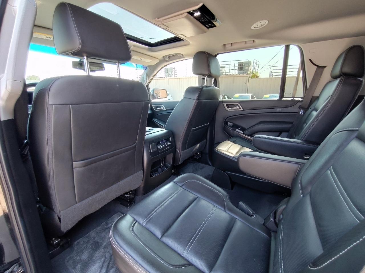 GMC Yukon Denali 4D SUV 4WD 2019