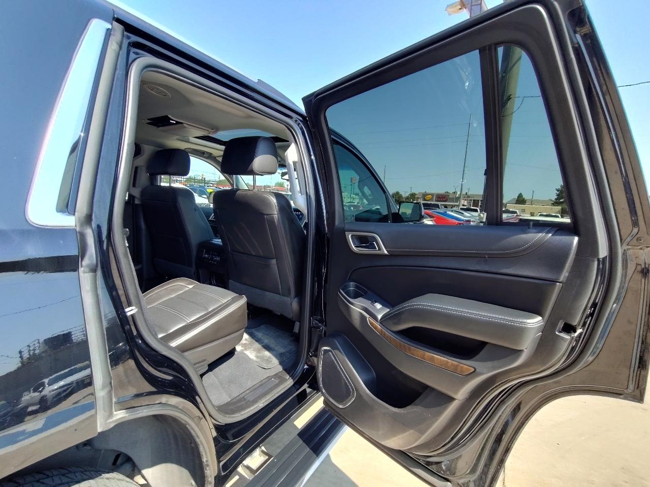GMC Yukon Denali 4D SUV 4WD 2019