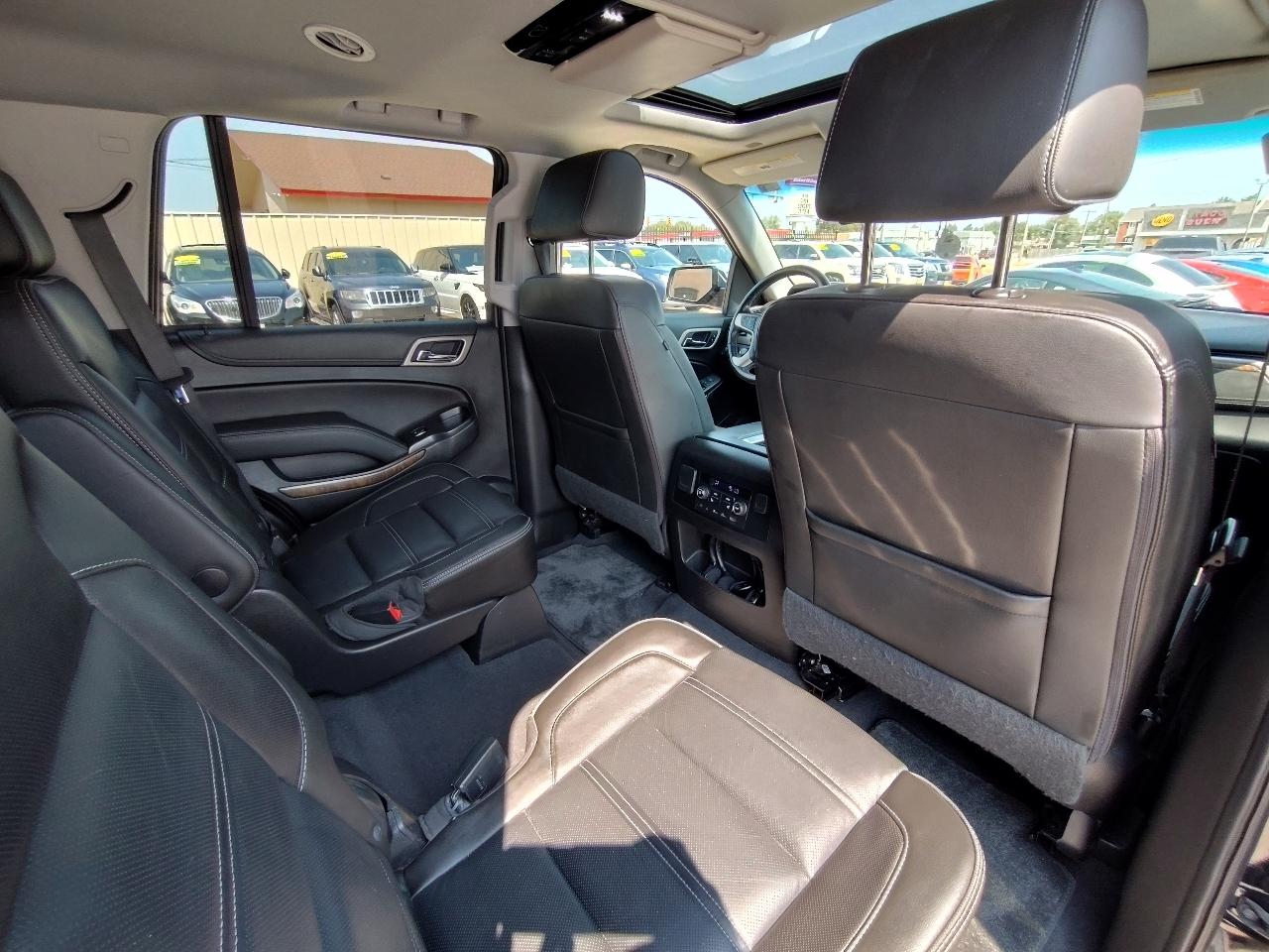 GMC Yukon Denali 4D SUV 4WD 2019