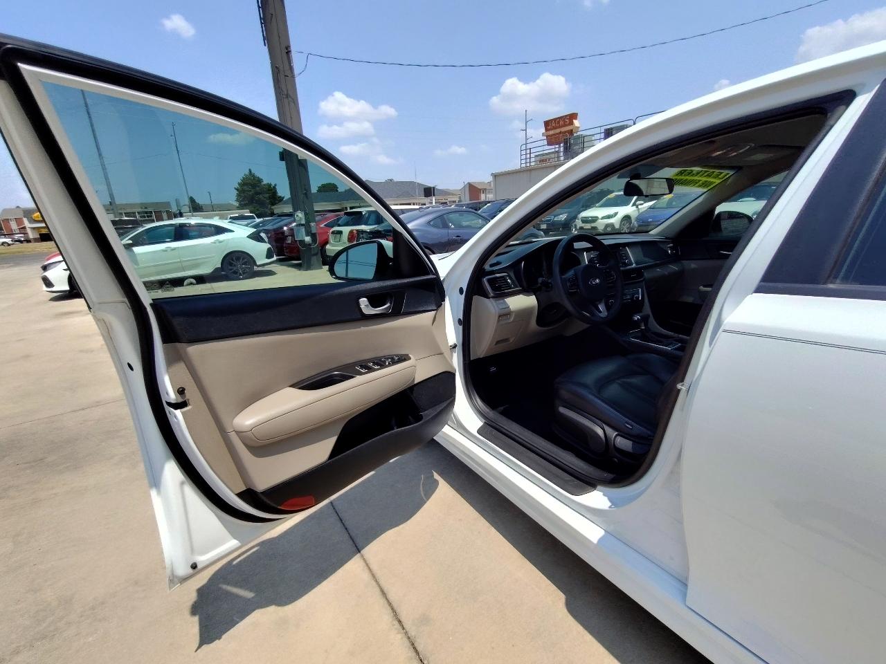 Kia Optima LX 4D Sedan 2017