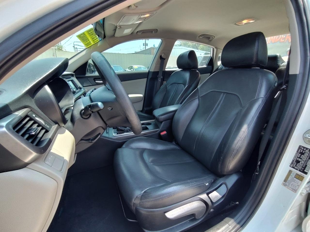 Kia Optima LX 4D Sedan 2017