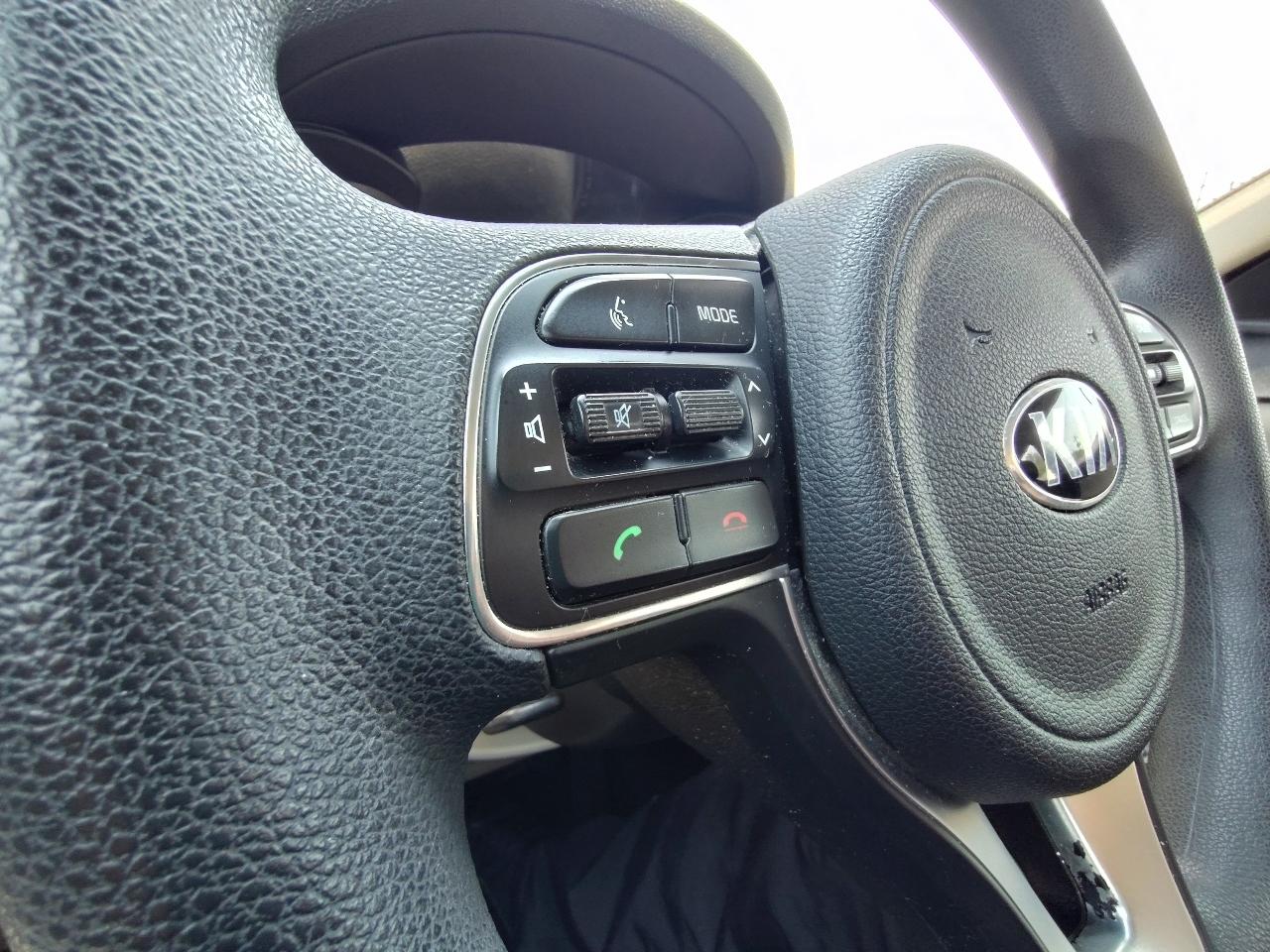 Kia Optima LX 4D Sedan 2017