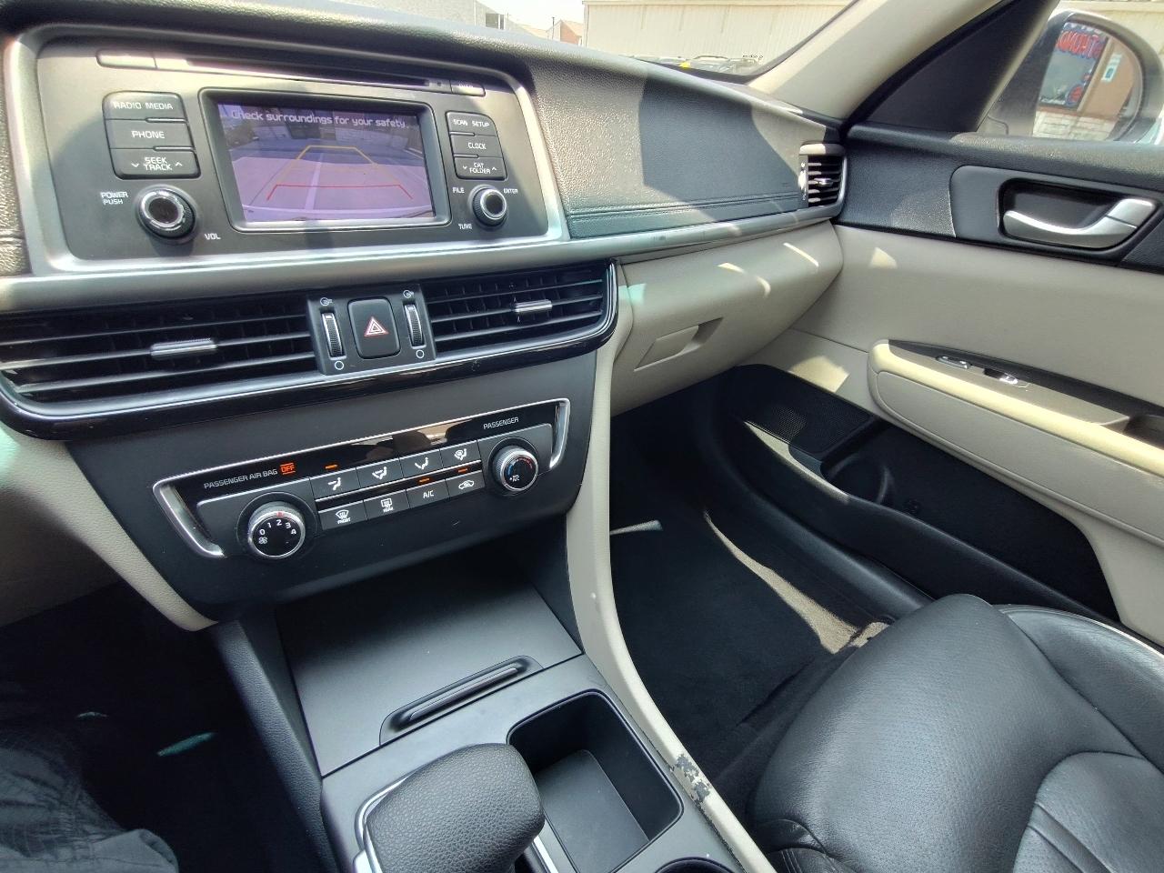 Kia Optima LX 4D Sedan 2017