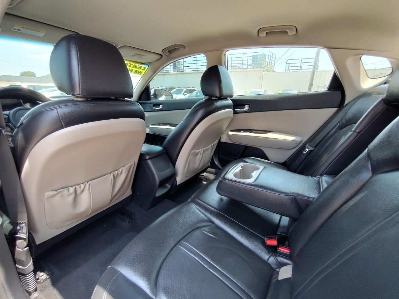 Kia Optima LX 4D Sedan 2017