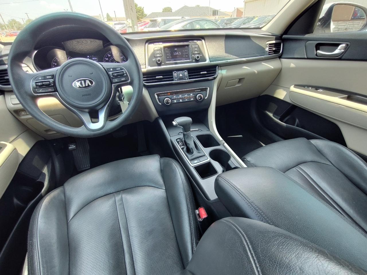 Kia Optima LX 4D Sedan 2017