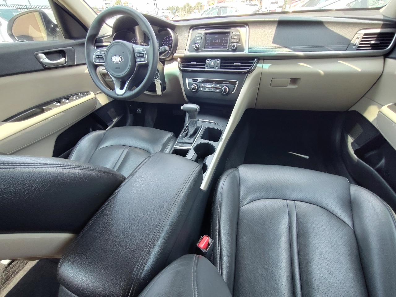 Kia Optima LX 4D Sedan 2017
