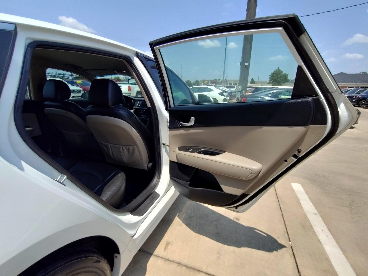 Kia Optima LX 4D Sedan 2017