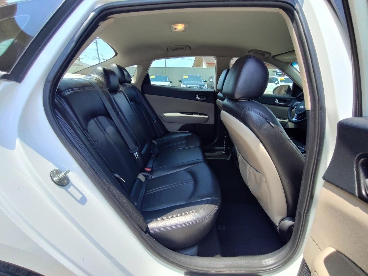 Kia Optima LX 4D Sedan 2017