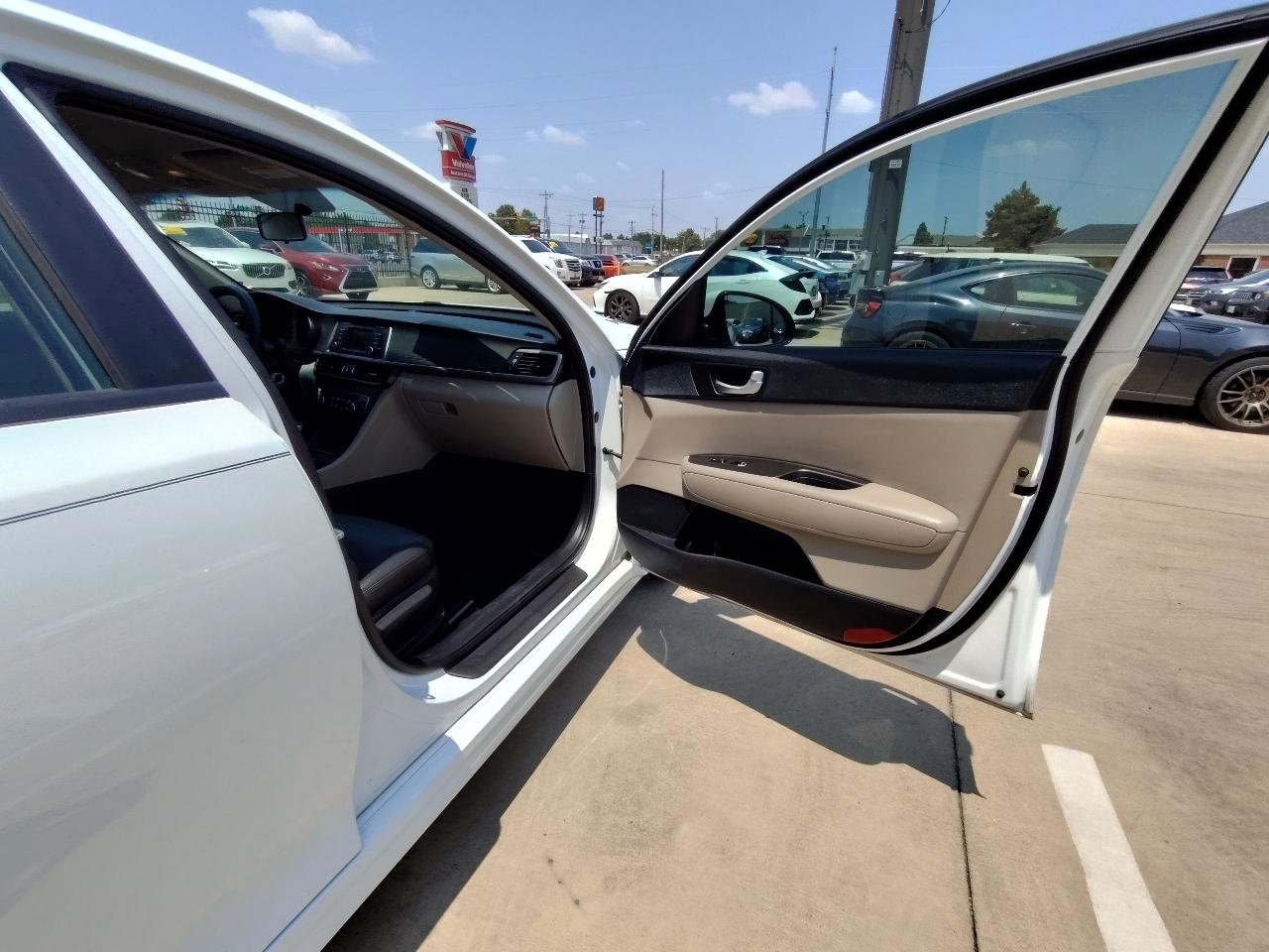 Kia Optima LX 4D Sedan 2017