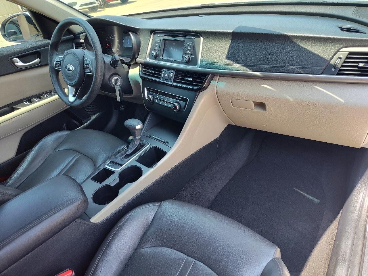 Kia Optima LX 4D Sedan 2017