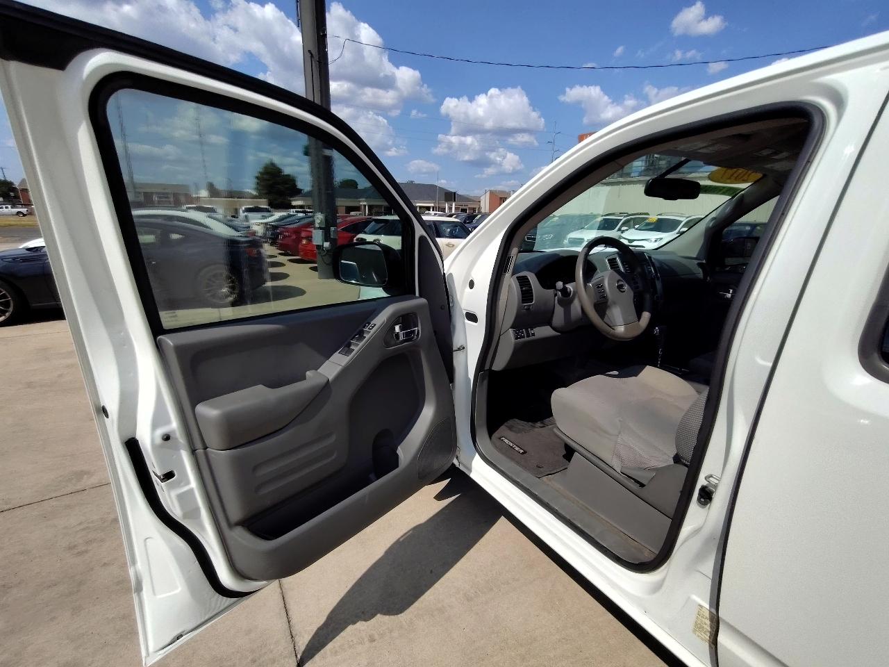 Nissan Frontier  2017
