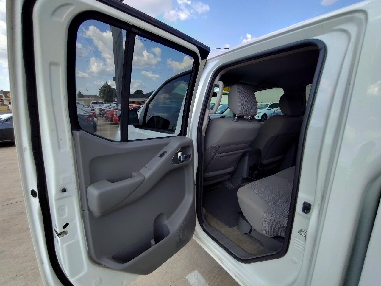 Nissan Frontier  2017