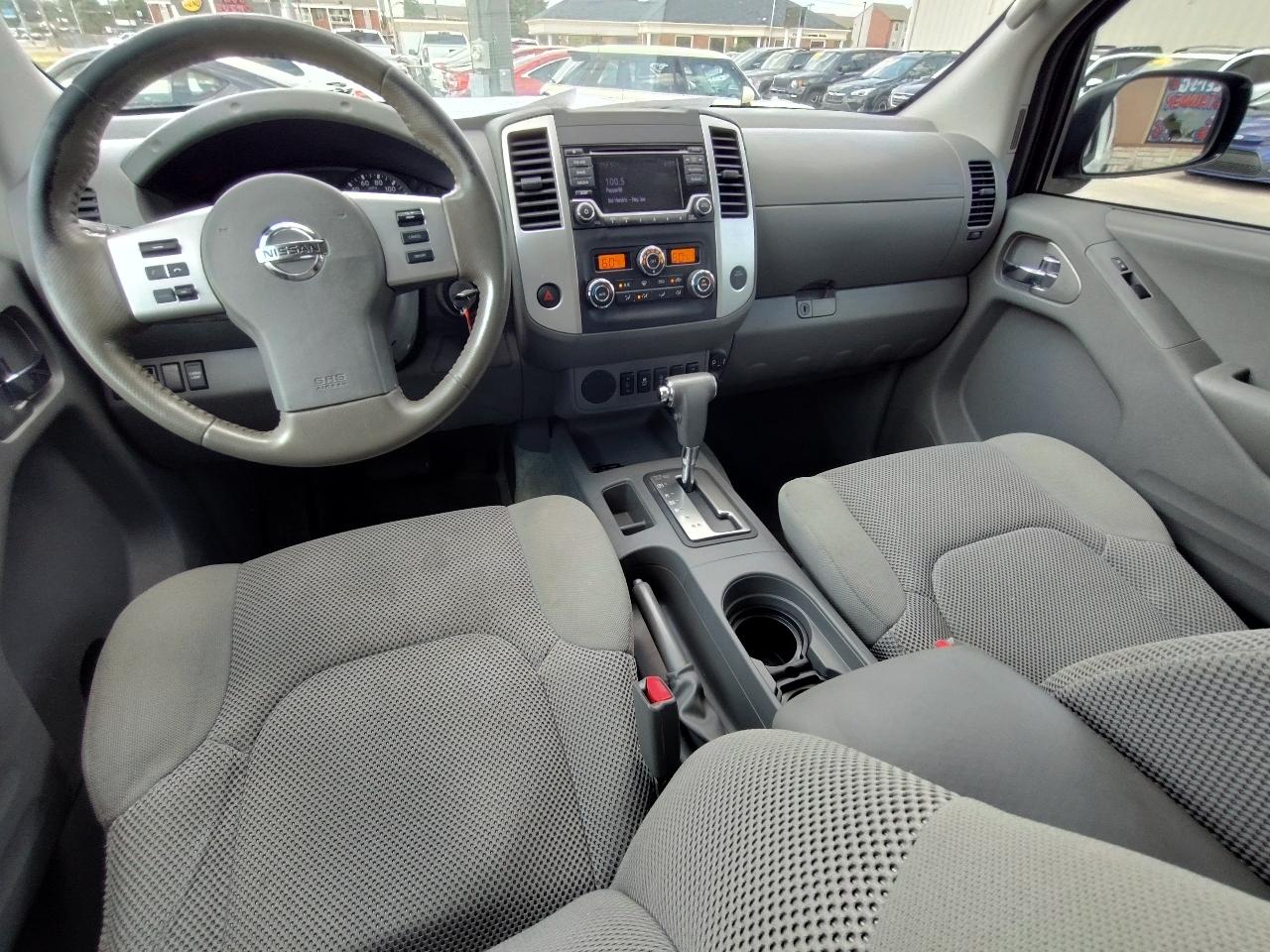 Nissan Frontier  2017