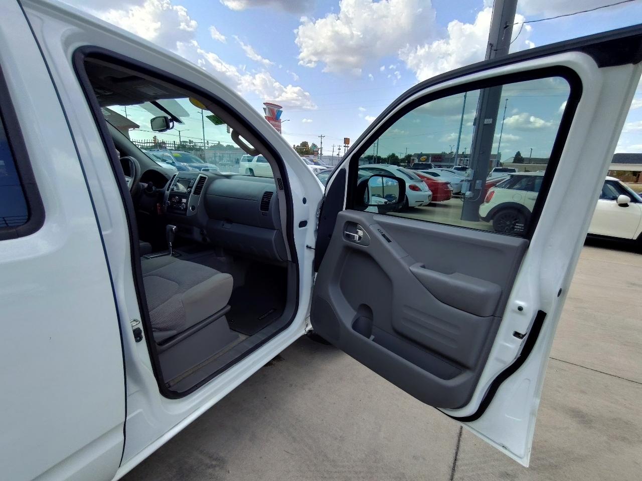 Nissan Frontier  2017