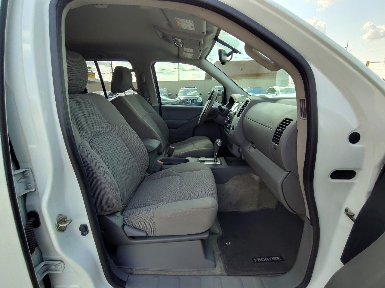 Nissan Frontier  2017