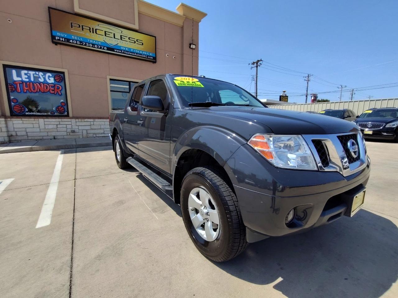 Nissan Frontier SV Crew Cab 4WD 2013