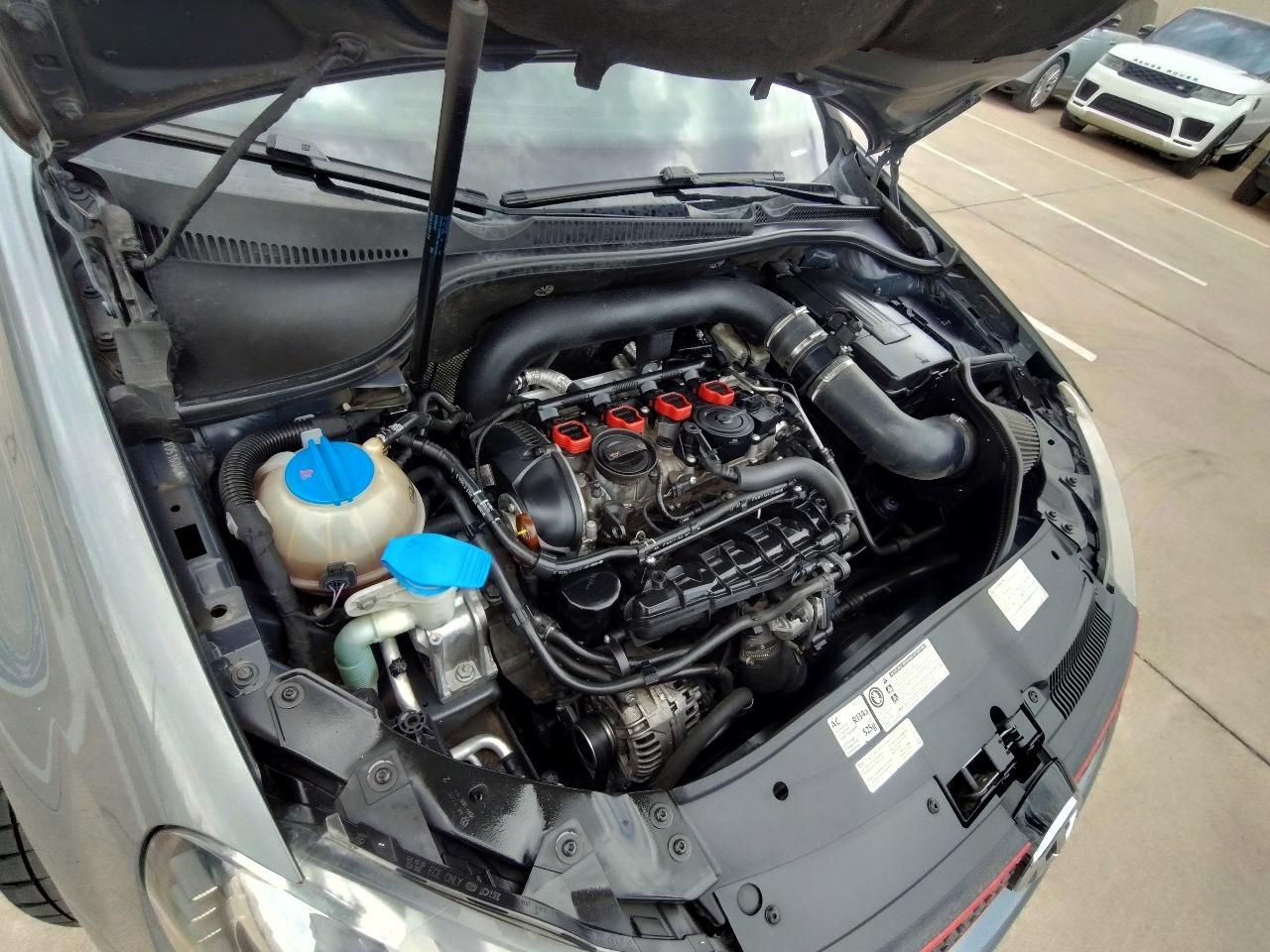 Volkswagen GTI 2-door 2012