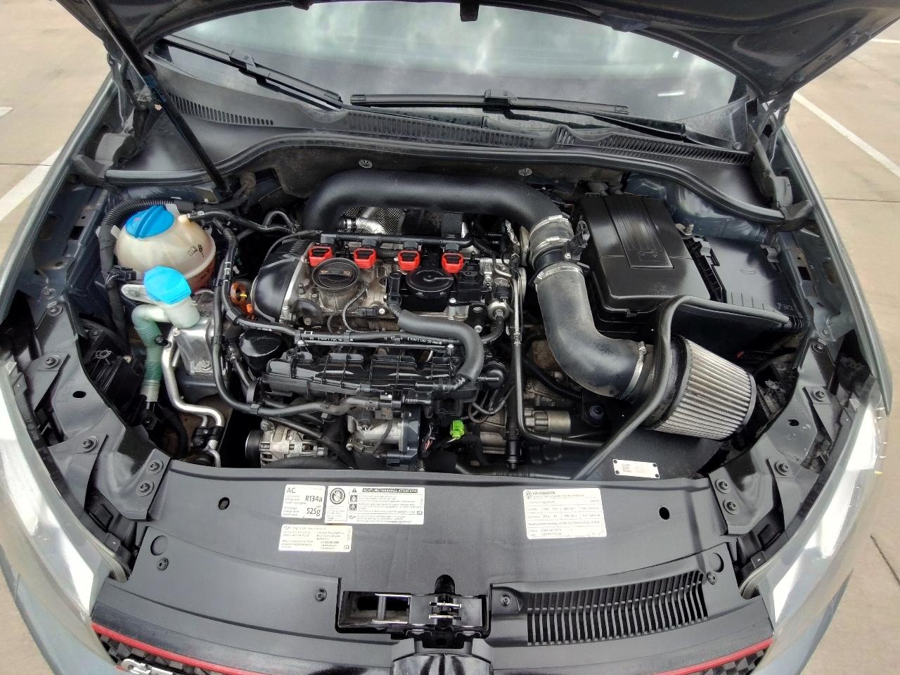 Volkswagen GTI 2-door 2012