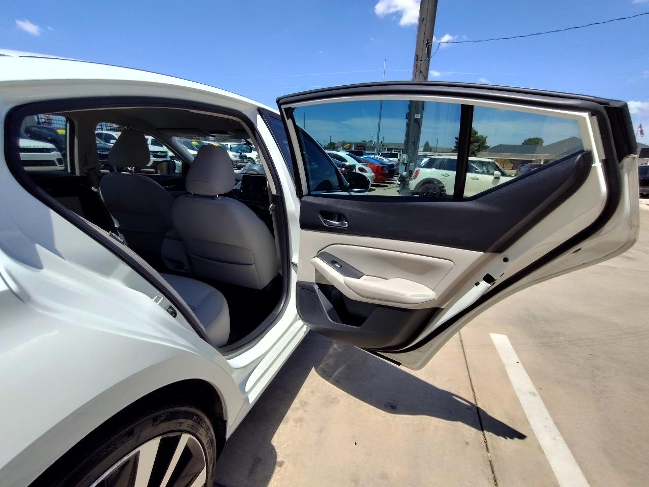 Nissan Altima 2.5 S Sedan 2019