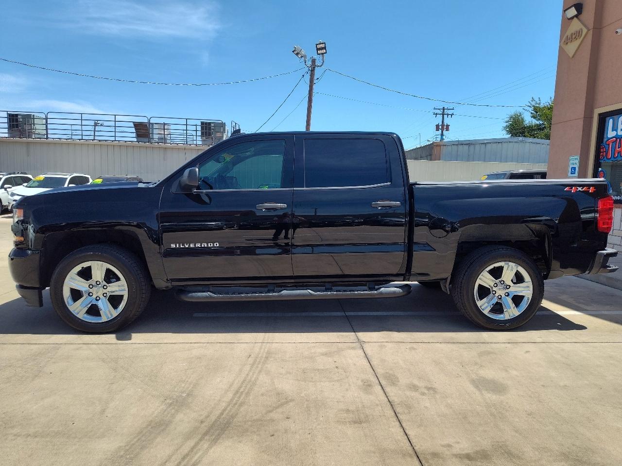 Chevrolet Silverado 1500 Custom Crew Cab 4WD 2018