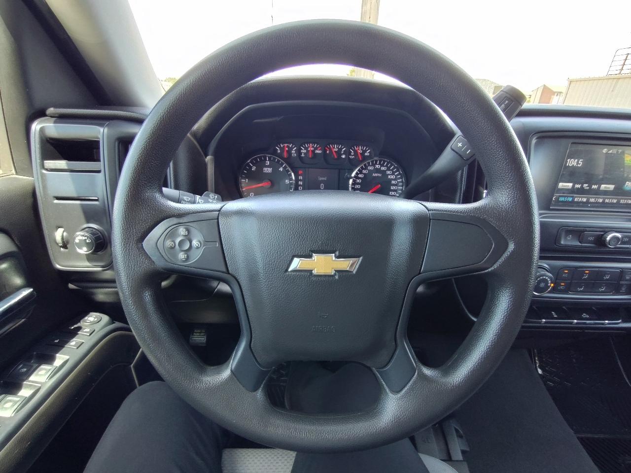 Chevrolet Silverado 1500 Custom Crew Cab 4WD 2018
