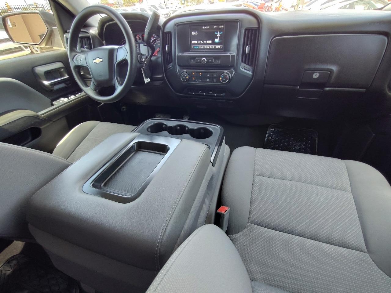 Chevrolet Silverado 1500 Custom Crew Cab 4WD 2018