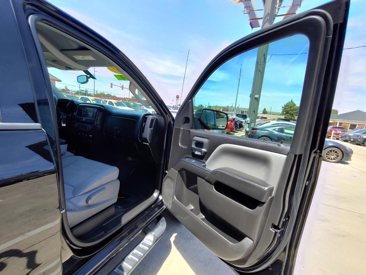 Chevrolet Silverado 1500 Custom Crew Cab 4WD 2018