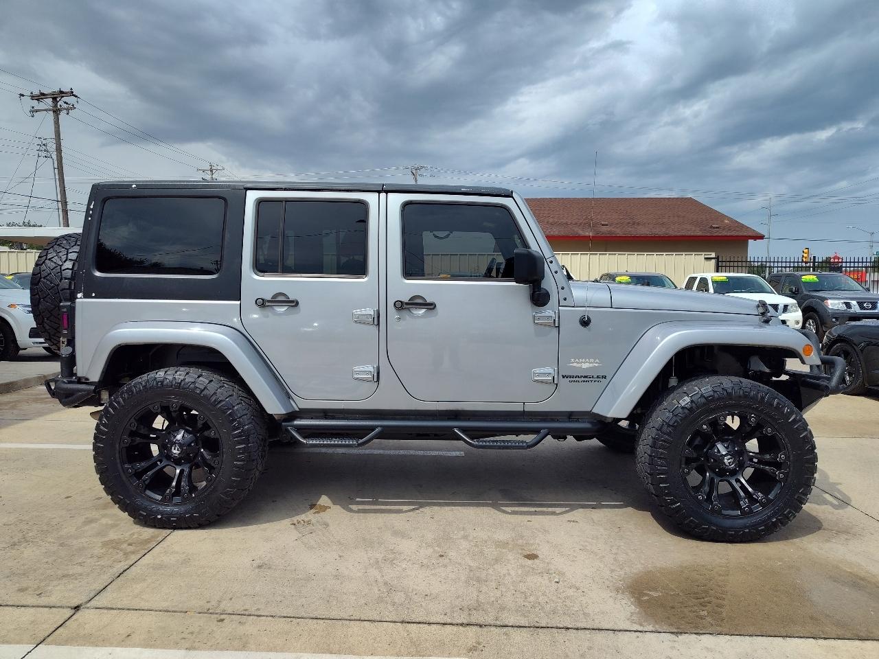 Jeep Wrangler Unlimited Sahara 4WD 2014