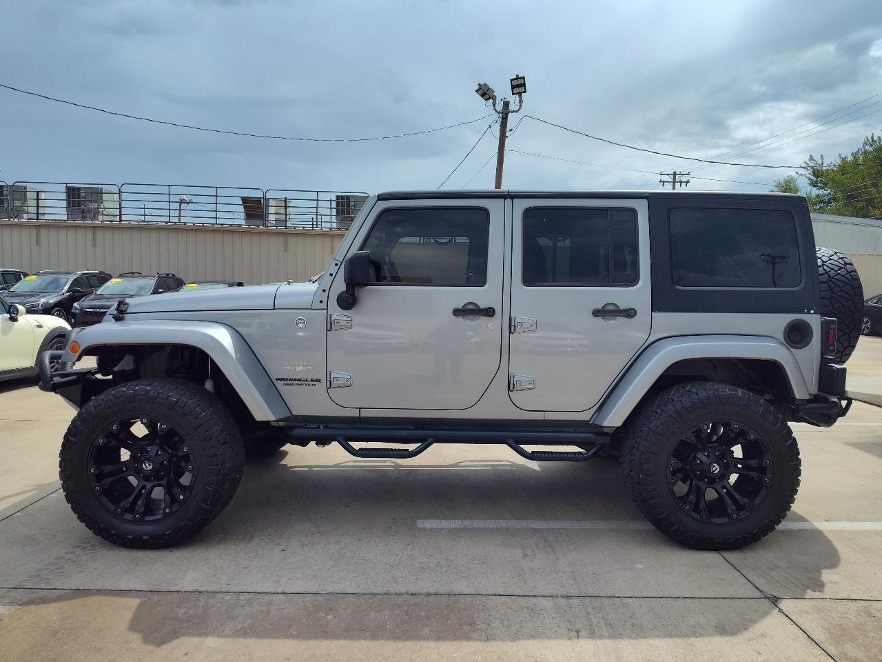 Jeep Wrangler Unlimited Sahara 4WD 2014