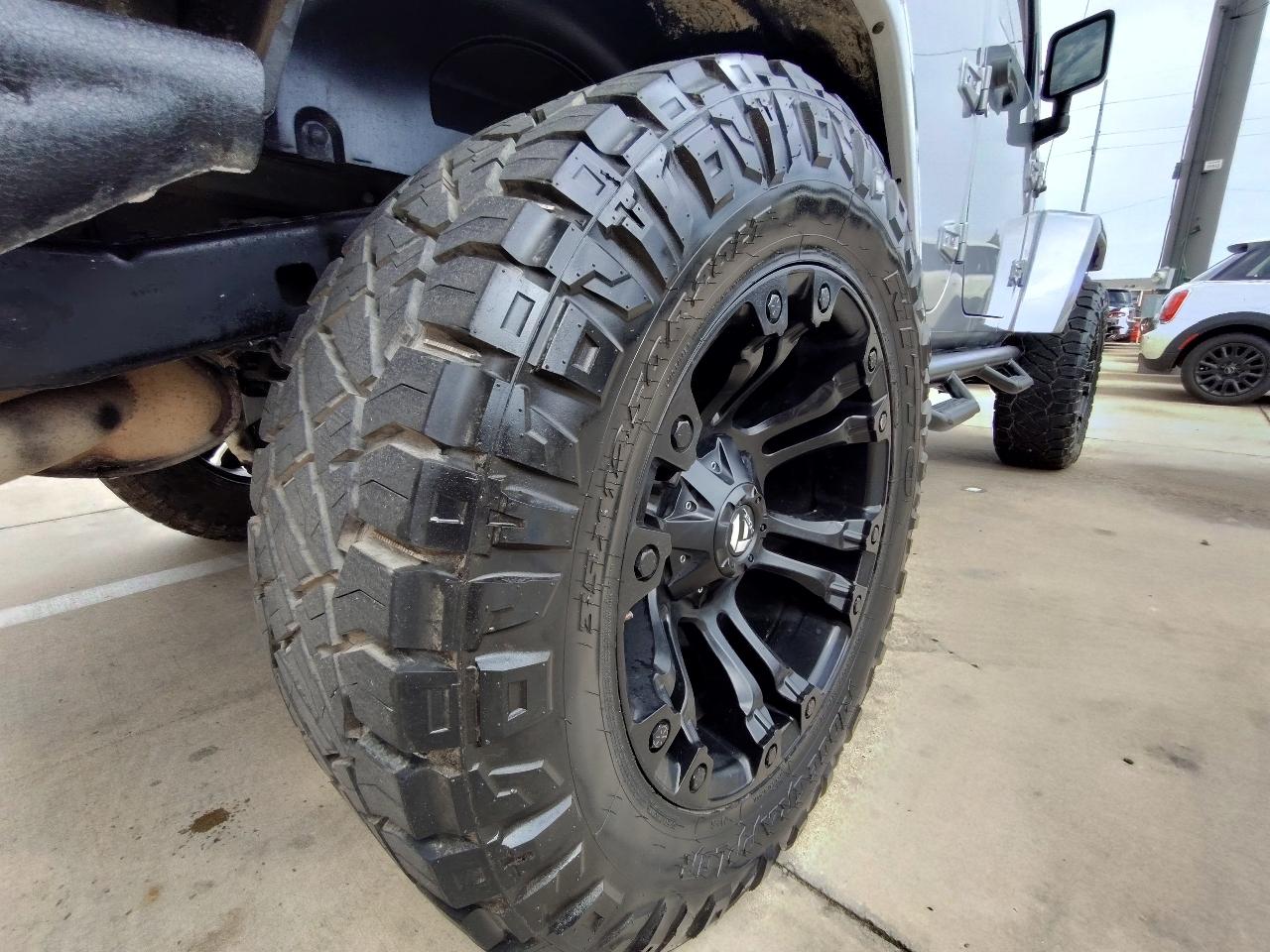 Jeep Wrangler Unlimited Sahara 4WD 2014