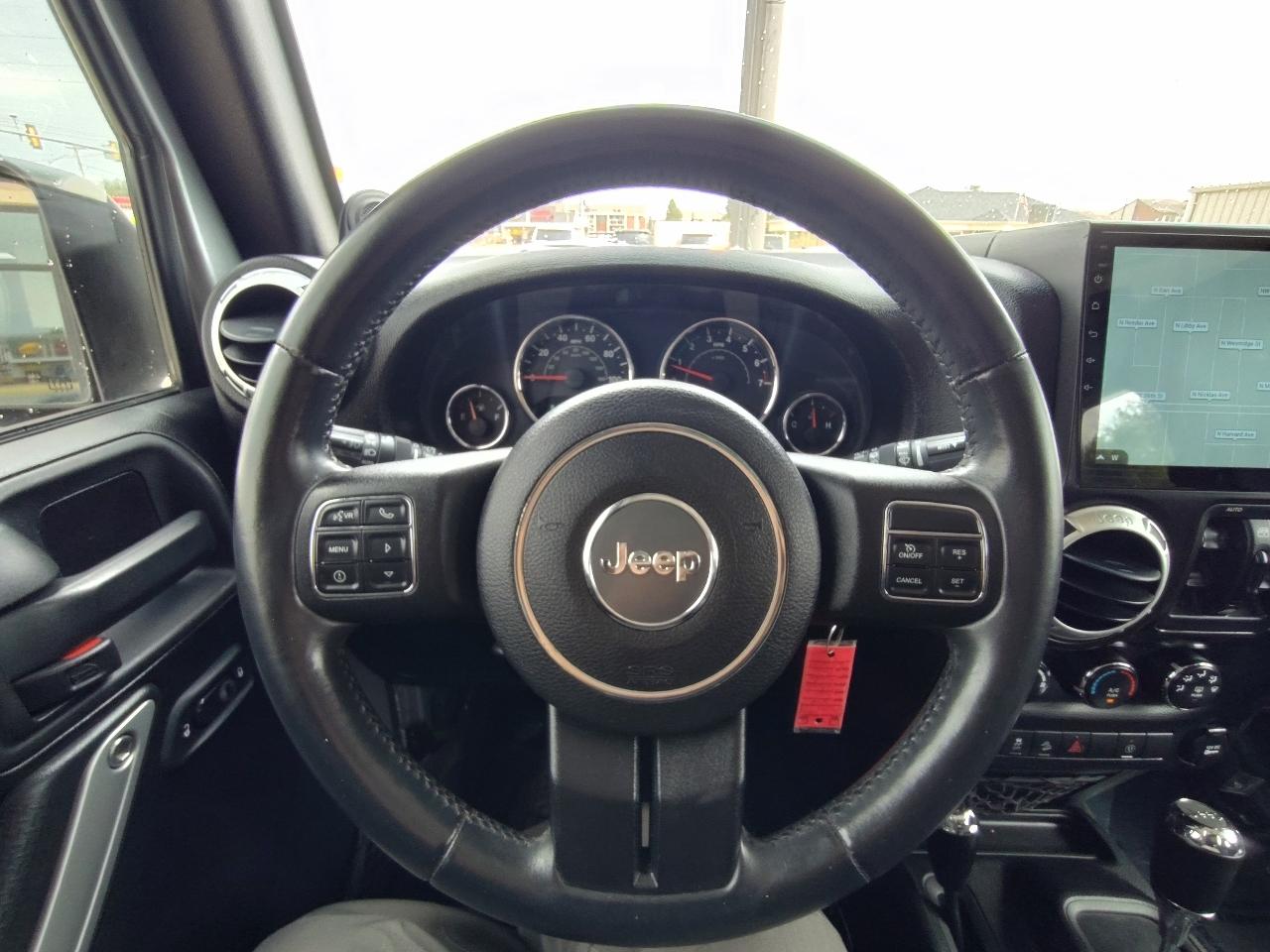 Jeep Wrangler Unlimited Sahara 4WD 2014