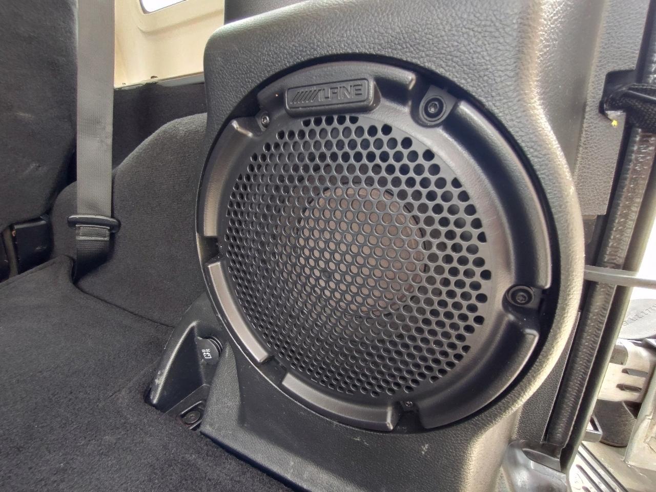 Jeep Wrangler Unlimited Sahara 4WD 2014