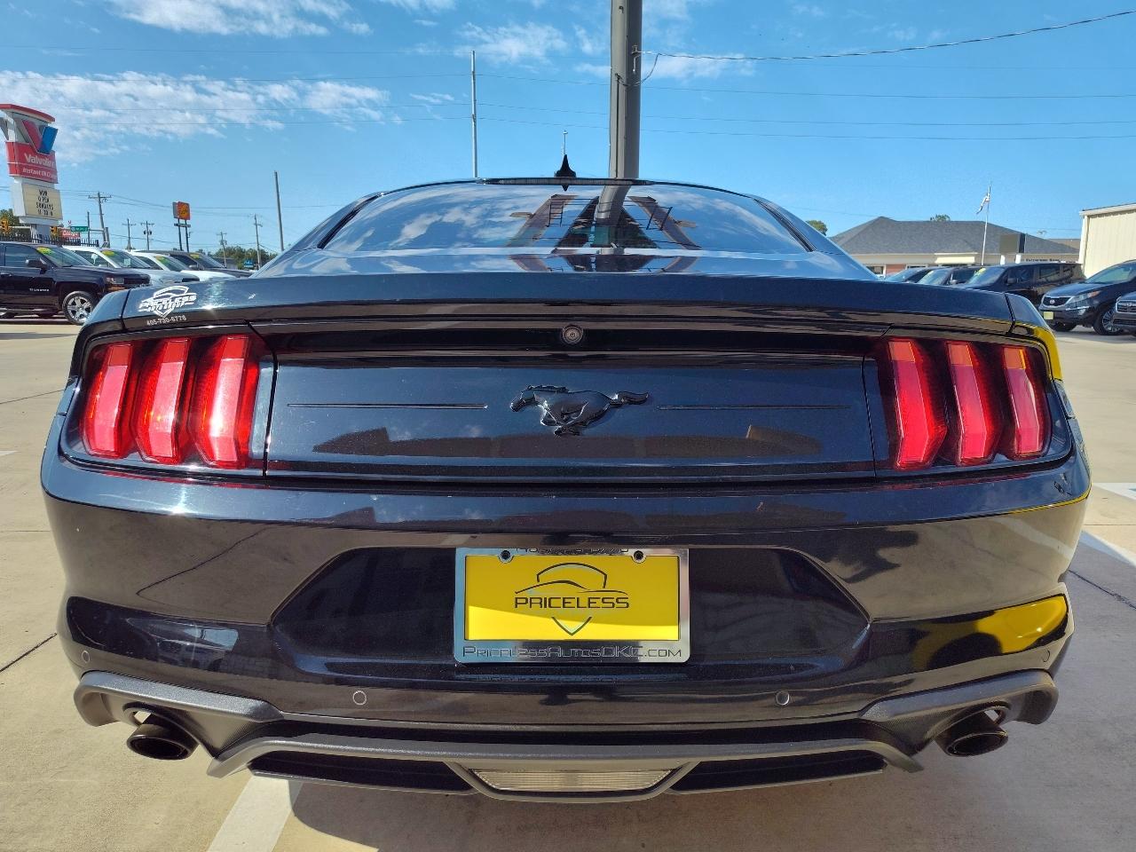 Ford Mustang EcoBoost Coupe 2020
