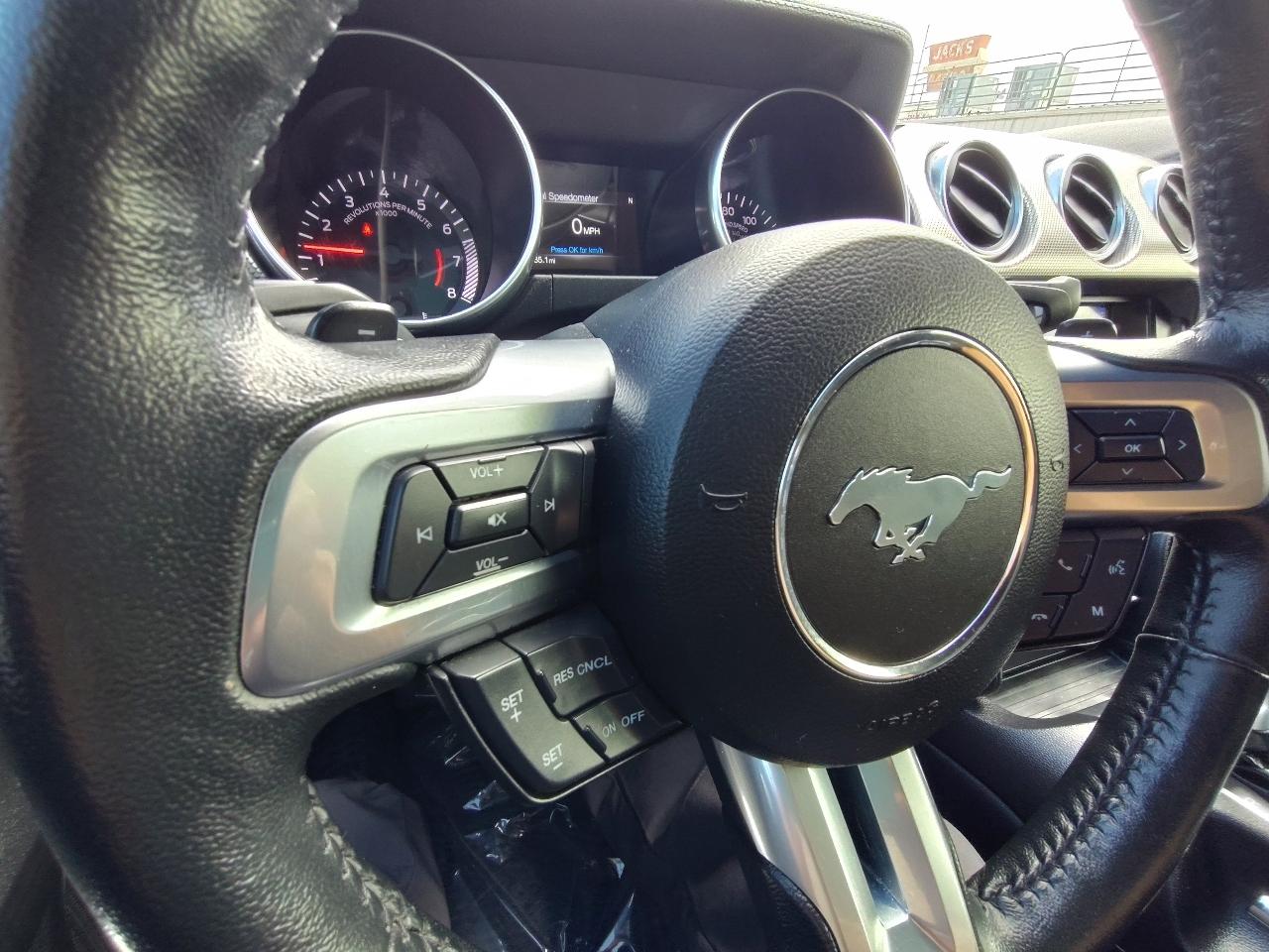 Ford Mustang EcoBoost Coupe 2020