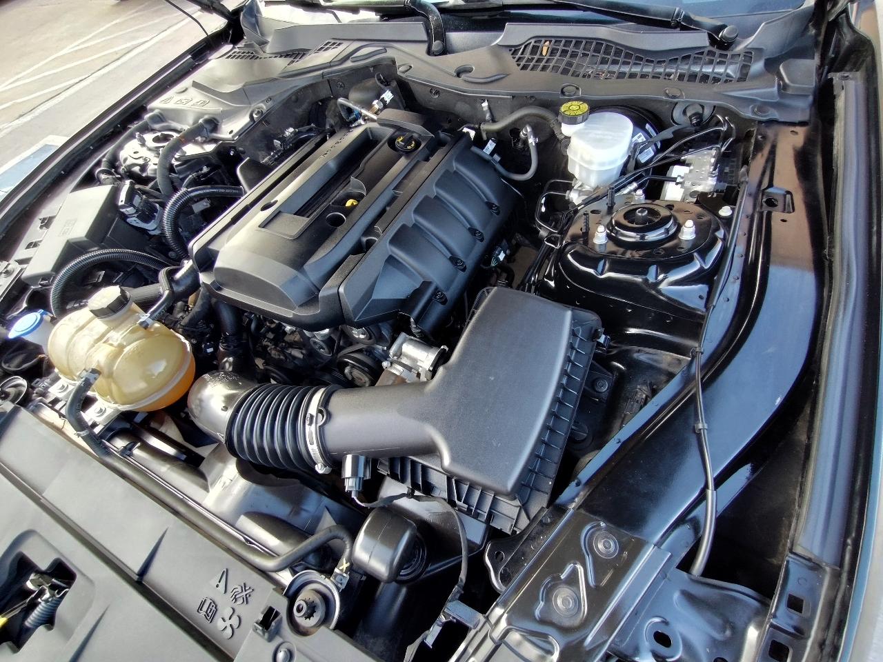 Ford Mustang EcoBoost Coupe 2020