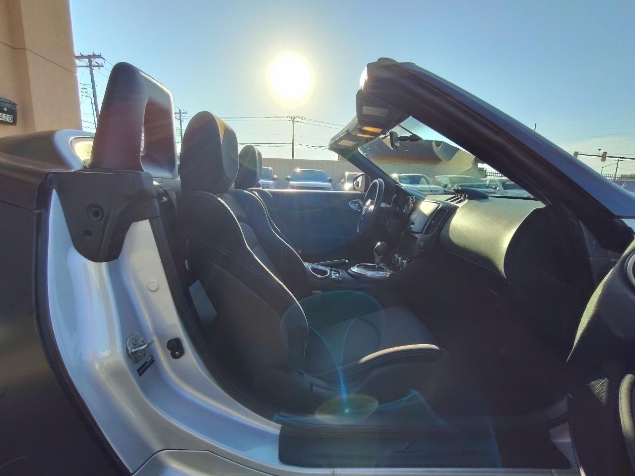 Nissan Z 370Z Roadster 2015